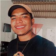 Estudiante de Ingenieria de sistema con ganas de enseñar a Niños y Adultos para enseñar y aprender de ellos